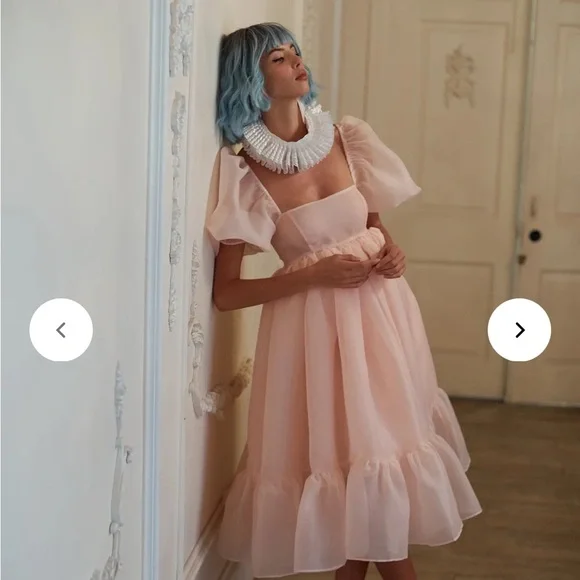 Selkie Blush Puff Sleeve Midi Dress - Picture 3 of 9